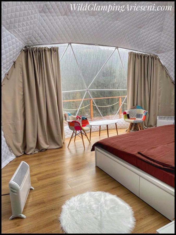 Wildglampingarieseni Luxury tent Arieseni