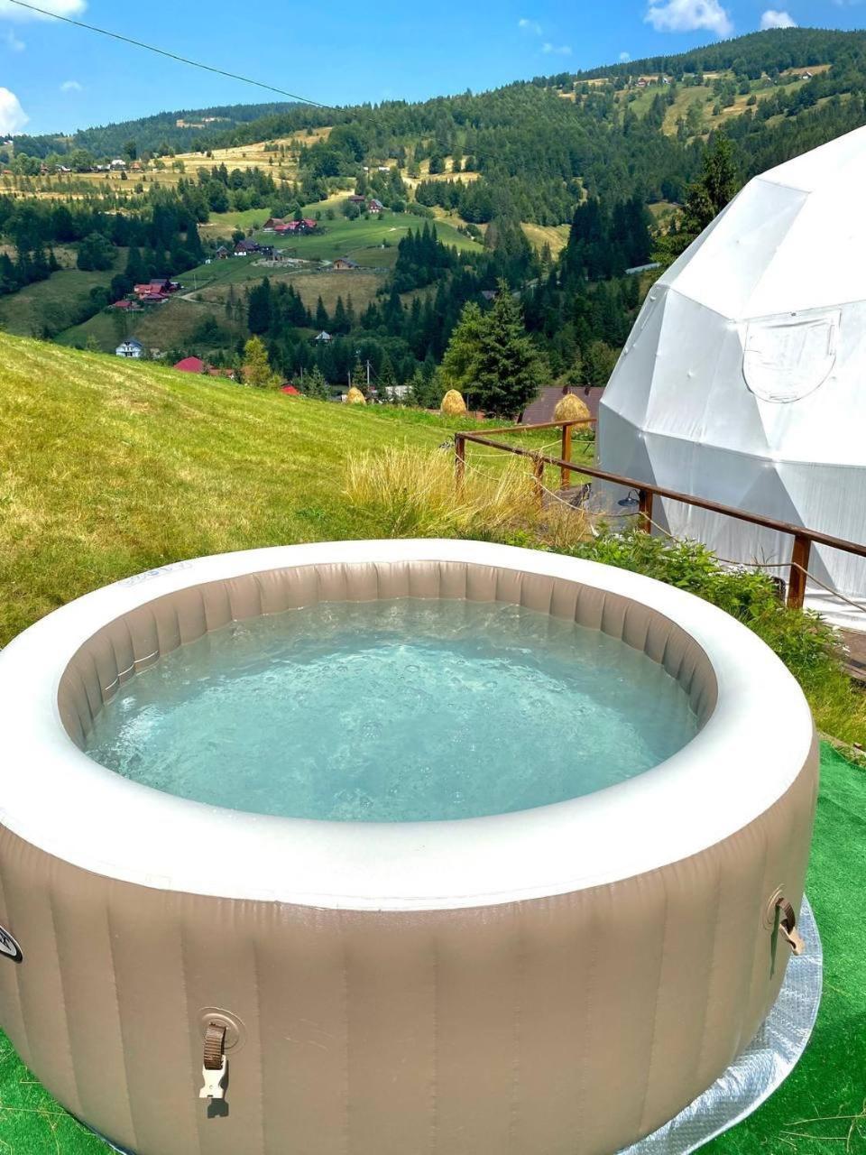 Wildglampingarieseni Luxury tent